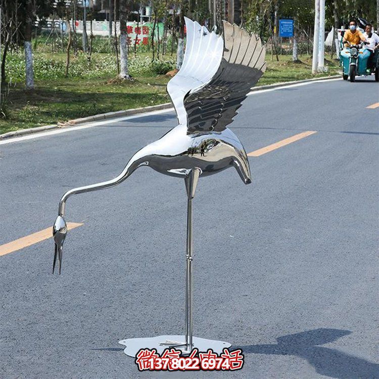 火烈鳥雕塑，美化你的園林景觀