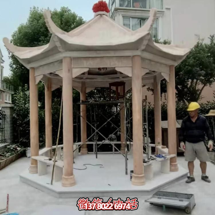 紅古涼亭，讓你在小區花園里享受晚霞美景