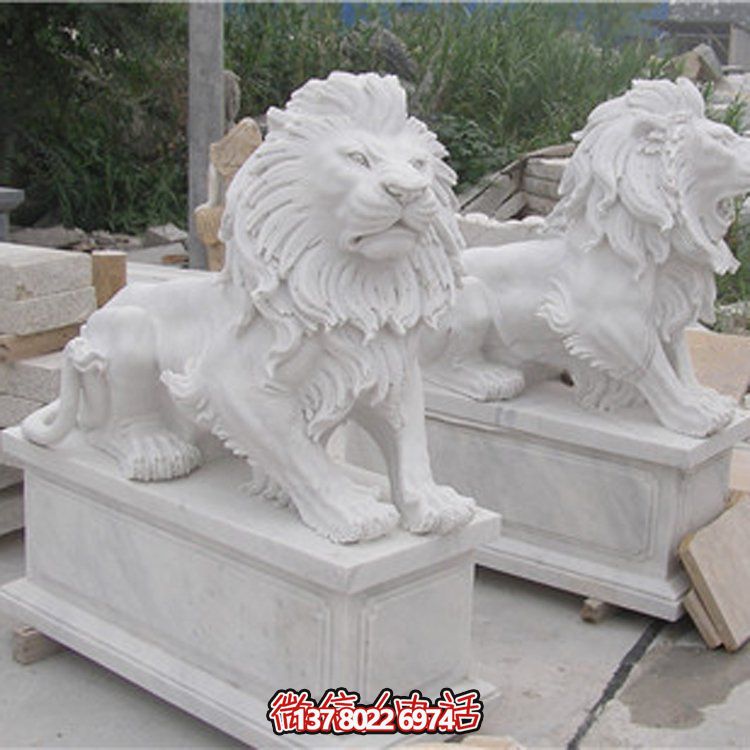 大理石獅子雕塑，點綴園林景觀