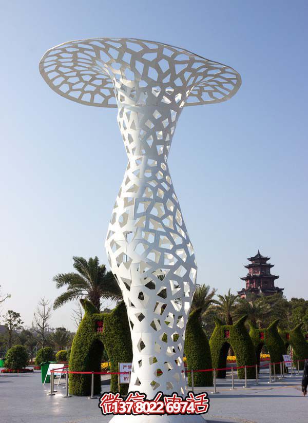 “不銹鋼雕塑花瓶，為你的園林觀光廣場增添創意色彩”