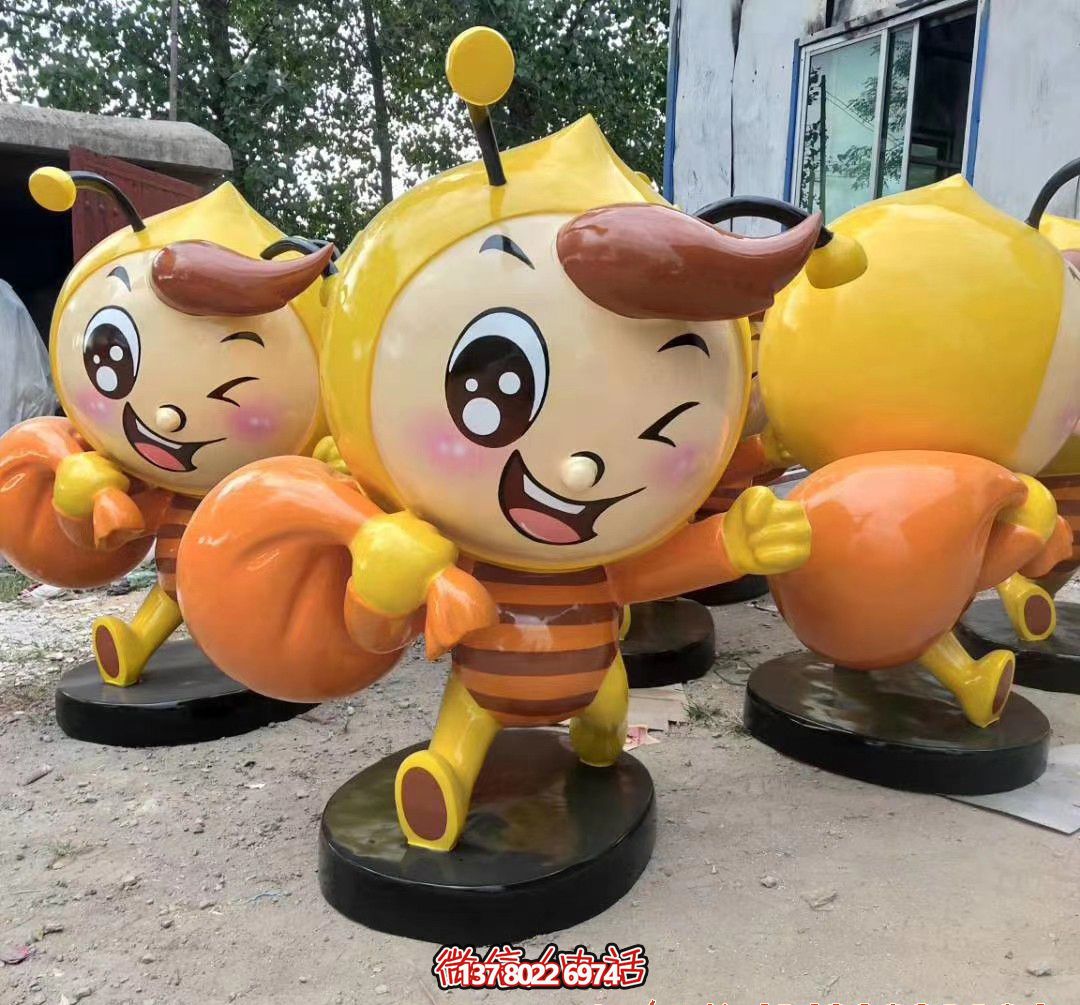 仿真蜜蜂雕塑背包，輕便玻璃鋼裝飾小區(qū)、景區(qū)和草坪