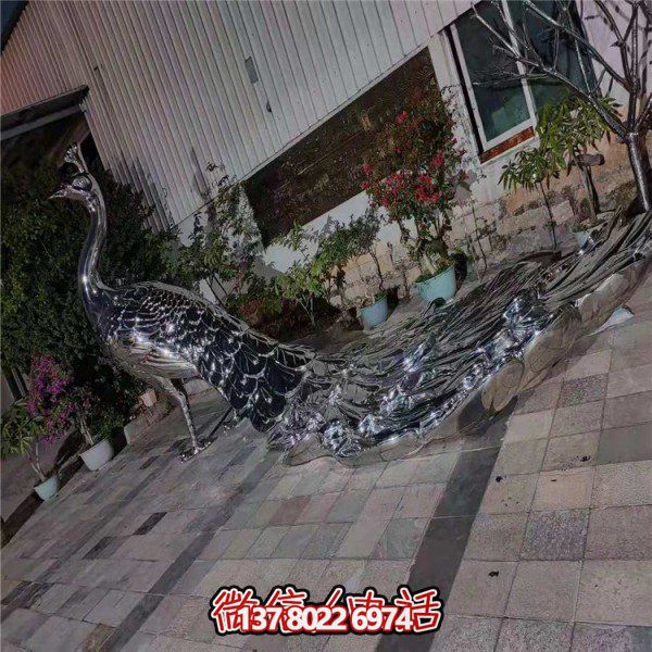 園林不銹鋼鏡面創(chuàng)意動(dòng)物景觀孔雀雕塑