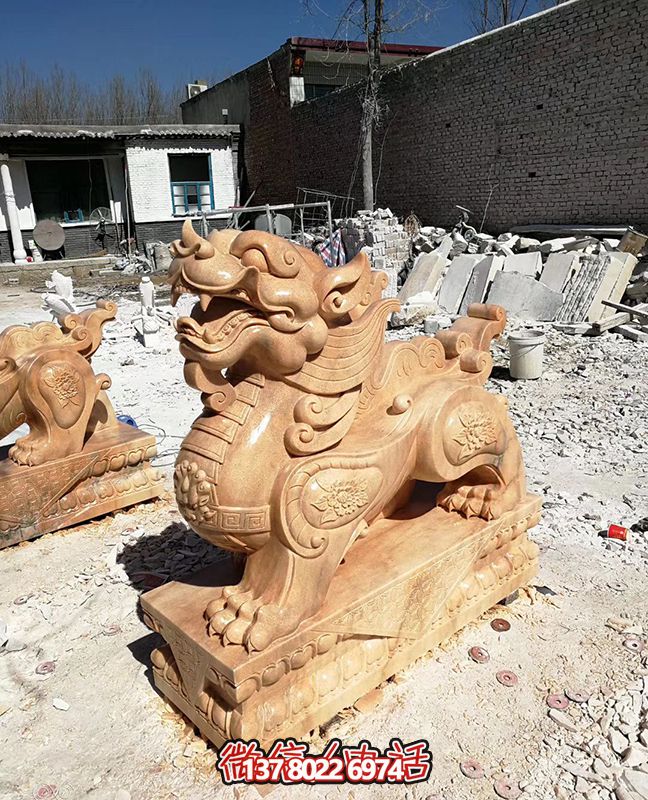 晚霞紅石雕神獸麒麟雕塑 晚霞紅石雕神獸麒麟雕塑