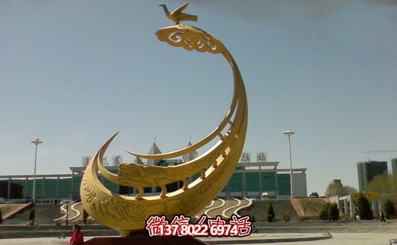 城市標(biāo)志不銹鋼噴金高飛的天鵝雕塑 城市標(biāo)志不銹鋼噴金高飛的天鵝雕塑